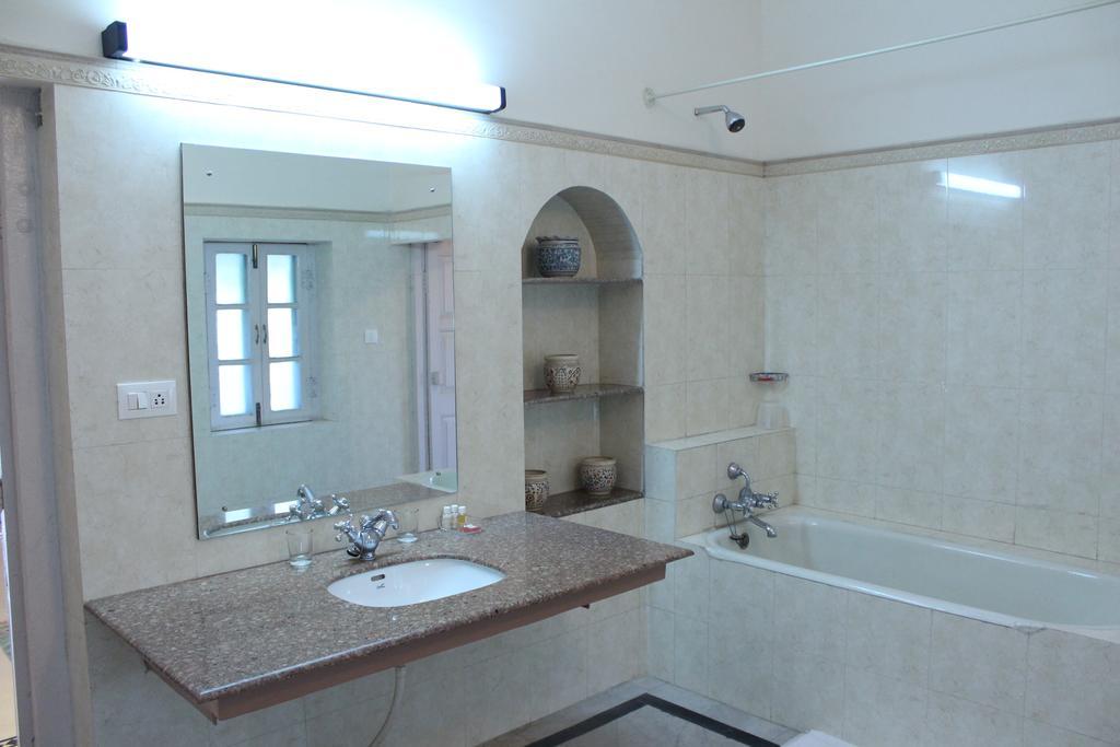 Brijraj Bhawan Palace Hotel Kota  Extérieur photo