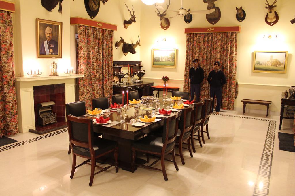Brijraj Bhawan Palace Hotel Kota  Extérieur photo